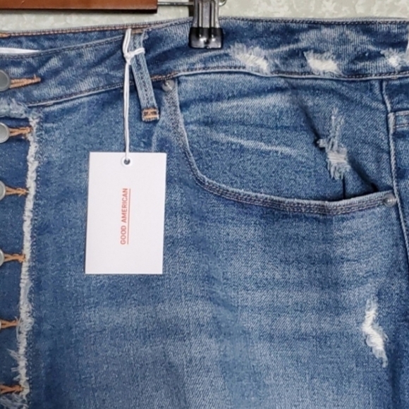 ⚜️Good American Bombshell High Waist Shorts, 24W - Picture 5 of 8